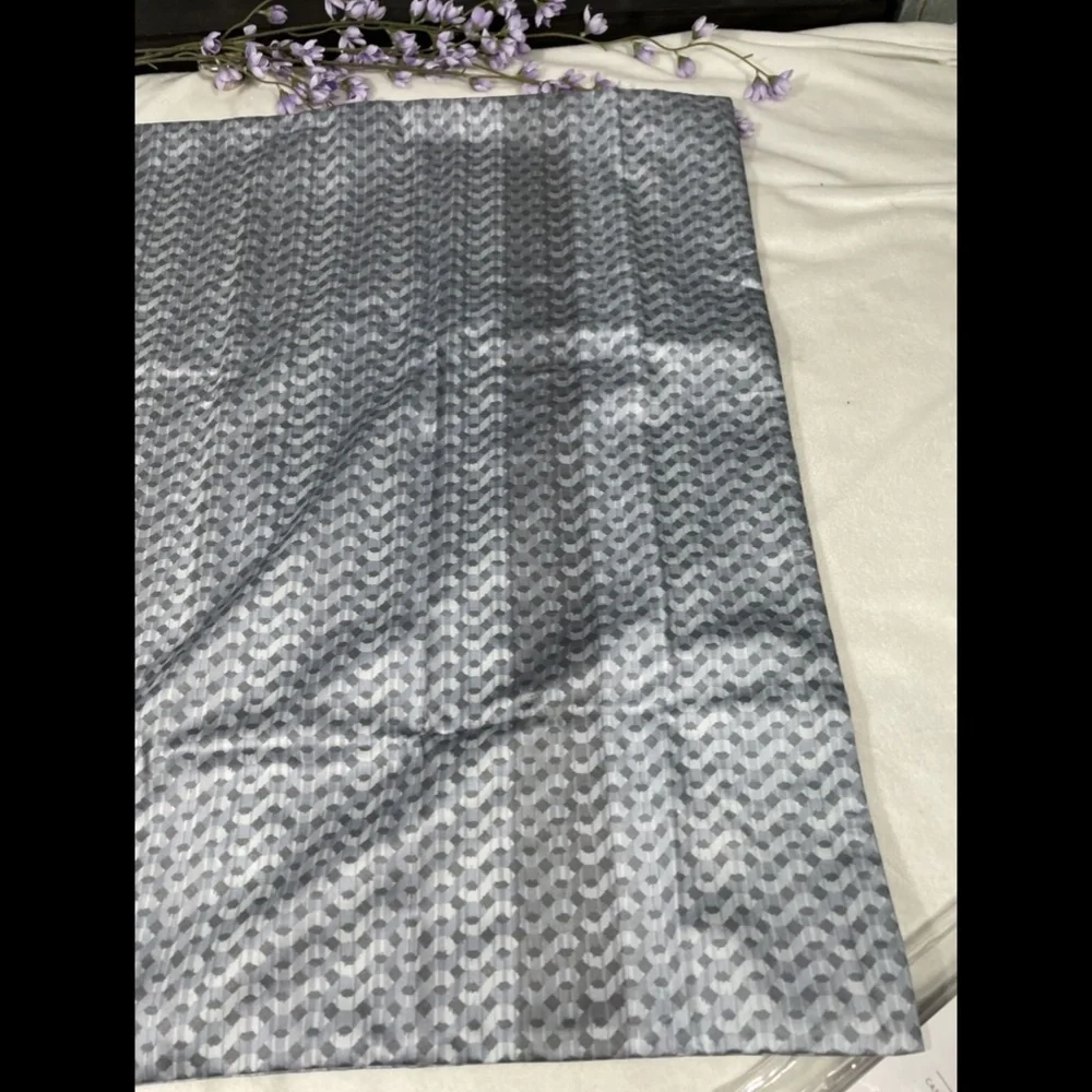 NIB Hotel Collection Parallel (1) European Euro Pillow Sham‎